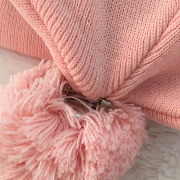 NWOT ADVISORY BEANIES - Picture 4 of 7